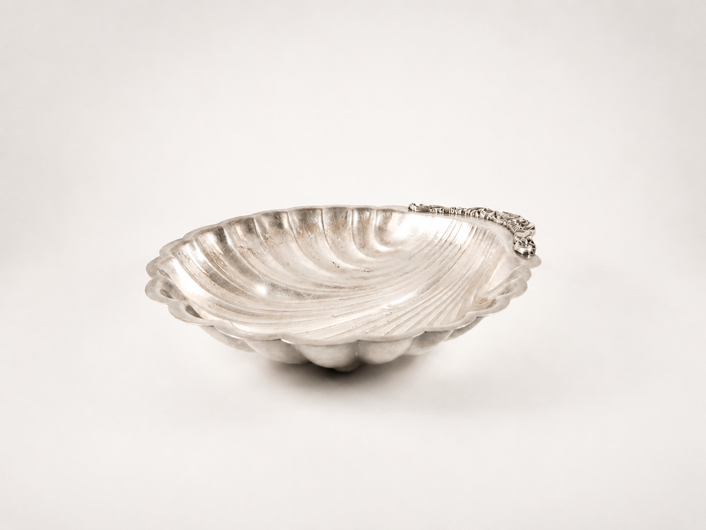 Silver Clamshell Dish