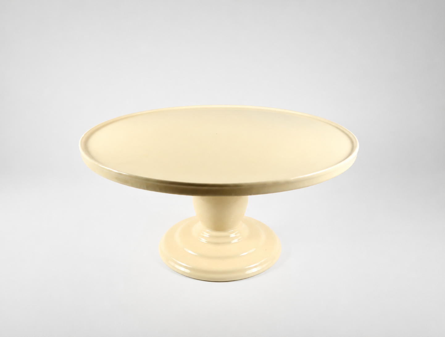 Butter Yellow Cake Stand